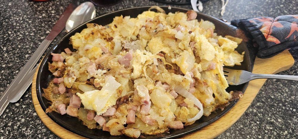 Ham and potato hash skillet